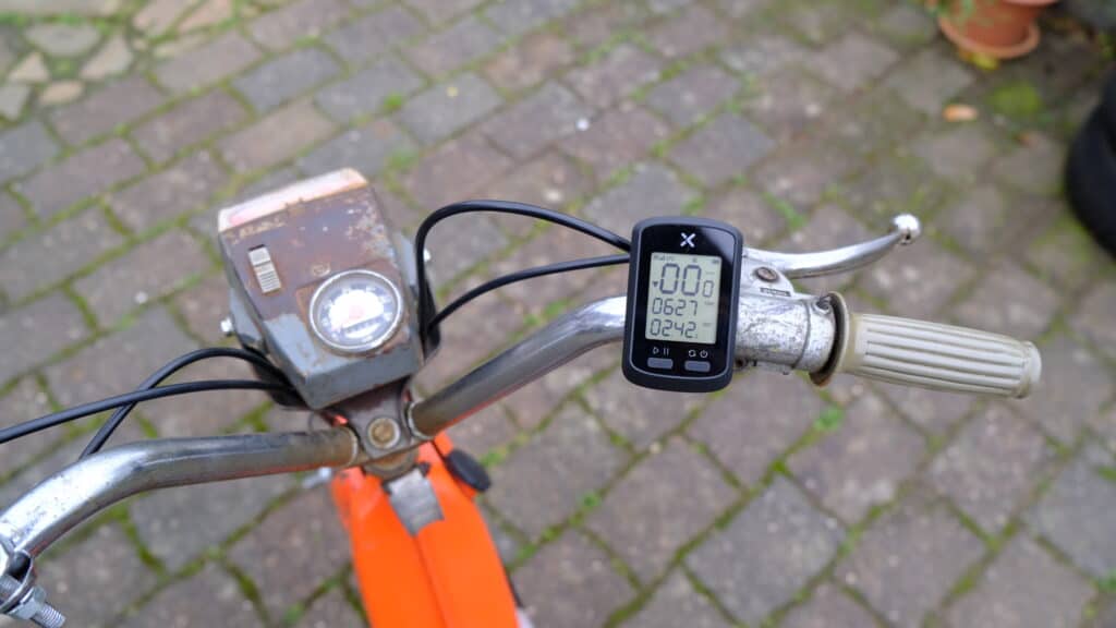 GPS Tacho Mofa und Moped